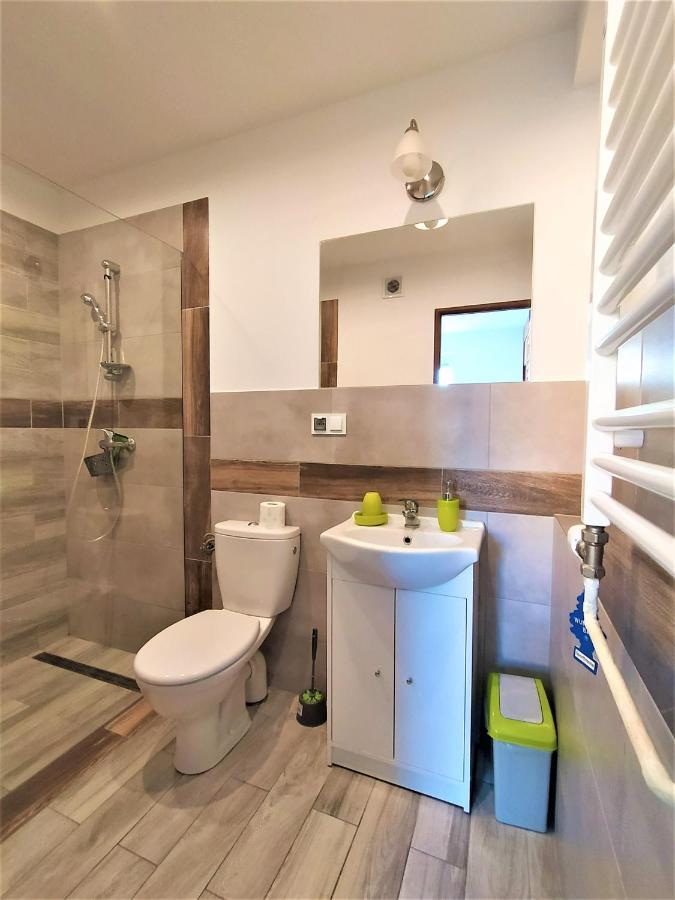 Sloneczne Pokoje U Ewy Na Mlynskiej Wladyslawowo Exterior photo